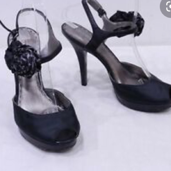 Coach shoes - Picture 2 of 6